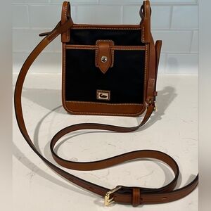 Dooney & Bourke Wayfarer Nylon & Leather Letter Carrier Crossbody New!